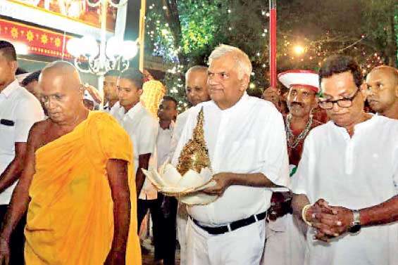 Kotte Rajamaha Vihara Esala festival comes to a close