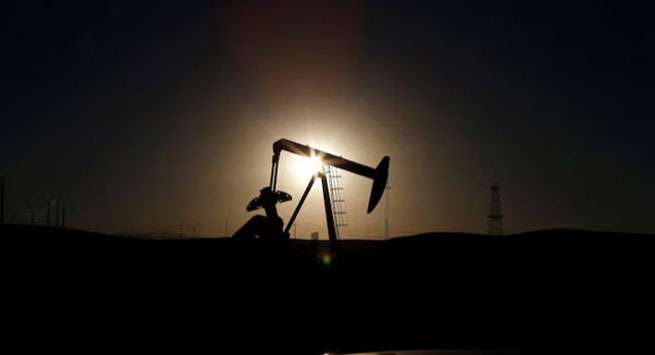 Oil prices jump more than 2% as Middle East tensions escalate