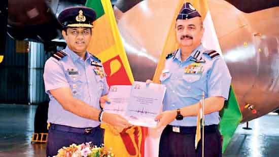 Indian Air Force donates an-32 propellers to Sri Lanka Air Force