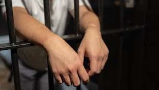Detainee dies after falling ill while in court cell
