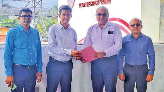 Regen Renewables hands over 45.63 kW rooftop solar PV system to CEB’s NSCC