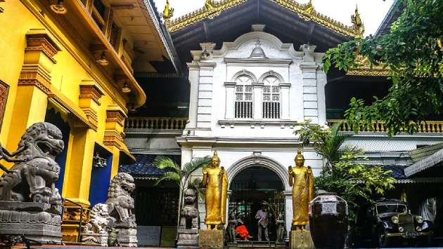 Hunupitiya Gangaramaya Temple to be declared a sacred site: Prime Minister