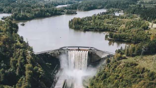 Water levels in power generating reservoirs low albeit weather causing havoc
