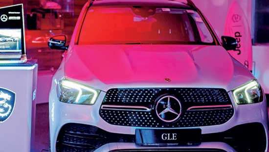 DIMO hosts exclusive evening for Mercedes-Benz clients