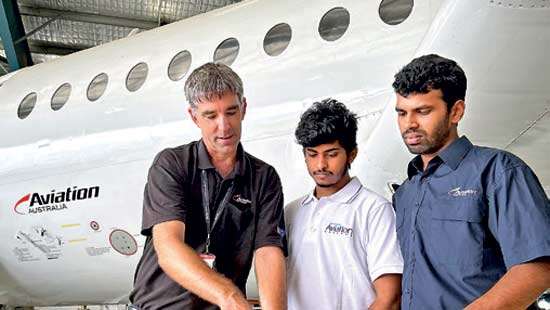SriLankan Aviation College students commence training in Australia