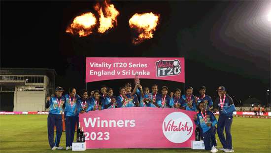 Sri Lanka Women make history in England