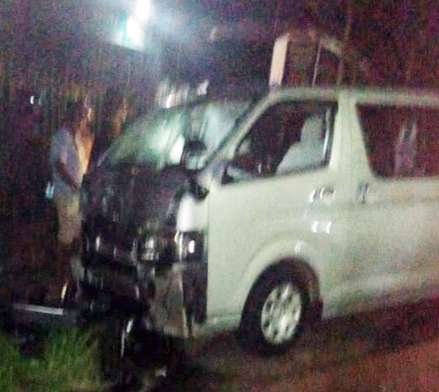 Three killed, two injured in head-on collision in Kegalle