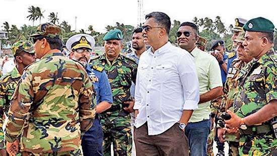 Defence Secretary reviews security situation in Arugam Bay