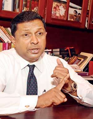 Central Province Governor resigns