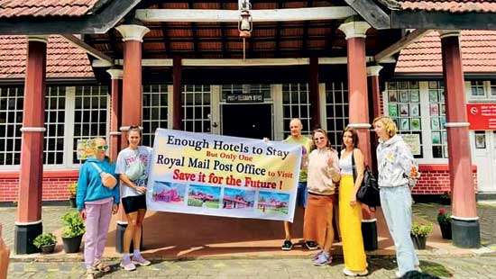 Tourists protest against hotel in old post office