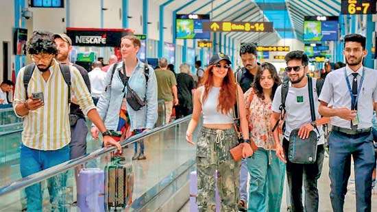 March tourist arrivals cross 100,000 mark in two weeks