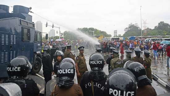 Water cannons to disperse NPP women's protest