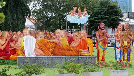 Vesak pandols to light up Colombo