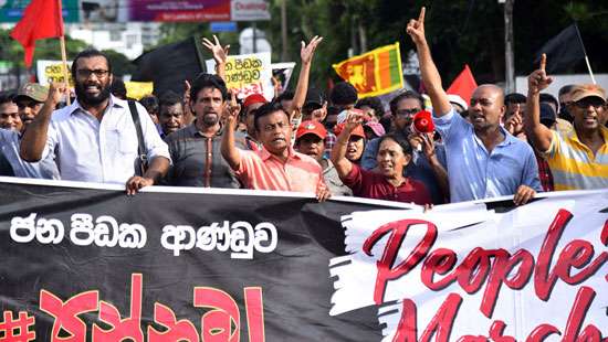 NPP protest march reaches Town Hall