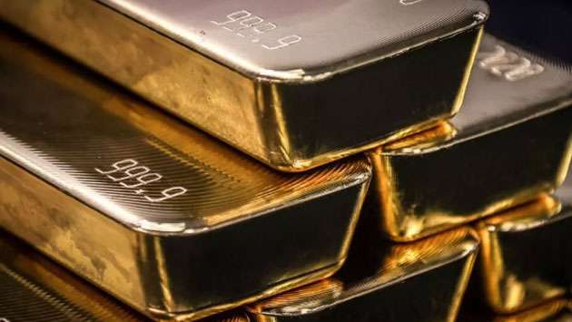 Gold prices hit record high on US interest rate-cut bets