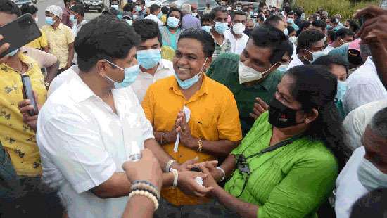 UNP protest against spiralling CoL