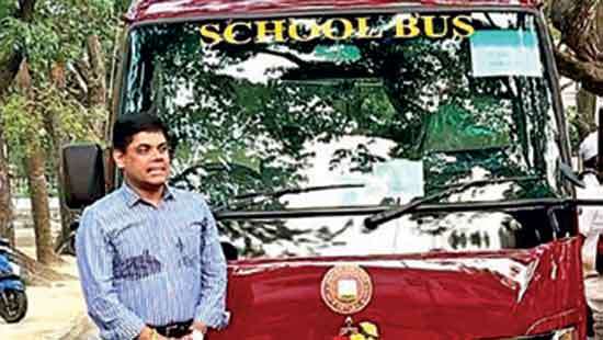 UK-Based Entrepreneur and Jaffna College Alumnus donates Rs. 30M bus in memory of mother
