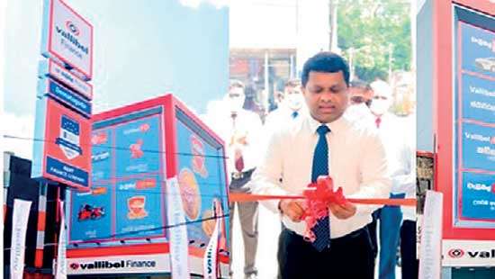 Vallibel Finance opens Matugama and Dematagoda branches