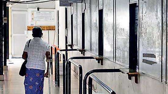 Patients caught in doctors–Health Ministry tug of war