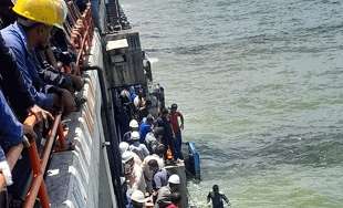 Norochcholai Coal Plant worker goes missing after falling into sea