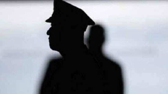 Maradana Police Environment Unit OIC arrested for soliciting bribe