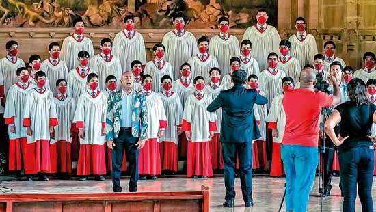 EXODUS SONG - Rendition by De Lanerolle Bros and choristers of Trinity College Kandy