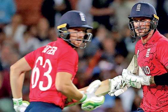 Brilliant Hales, Buttler  rout India as England cruise into T20 final