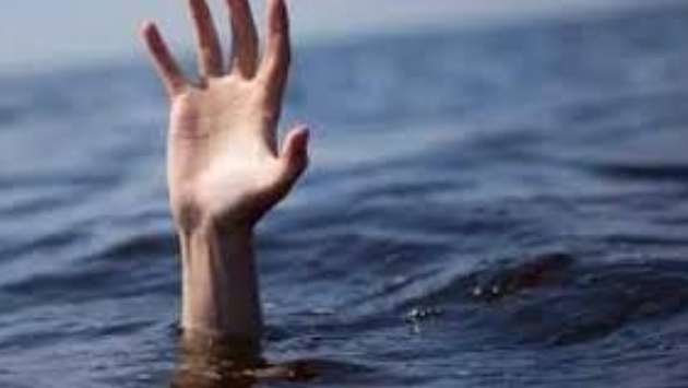 Couple swept away by flash floods