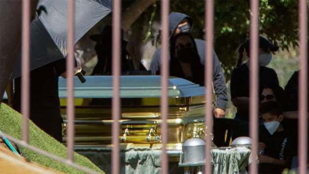 Mexican drug lord ’El Mencho’ buried in golden coffin