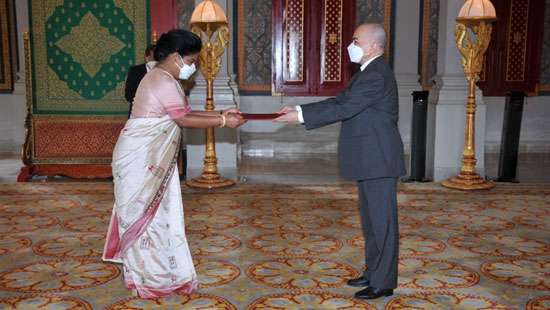 Presenting Letter of Credence