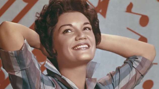 Connie Francis: Pretty Little Baby singer dies at 87