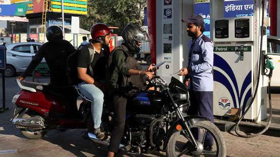 India makes first Iranian oil buy in seven years with no payment problems
