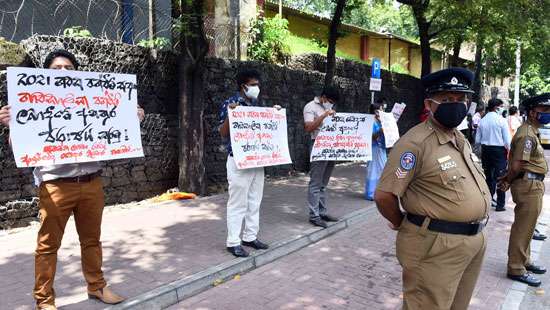 Medical Officers in protest