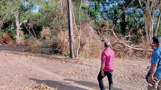 ANDARAWEWA FARMERS FACE MAHAWELI  EVICTION