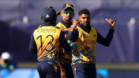 Sri Lanka beat Netherlands, qualify for Super 12