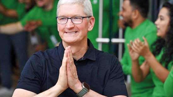 Tim Cook inaugurates first Apple store in India