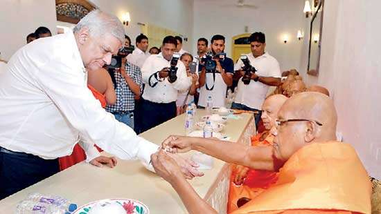 Former President Ranil receives blessings from Buddhist Clergy on 76th birthday