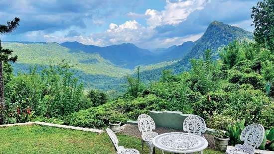 Nuwara Eliya tourism industry in danger of being derailed!