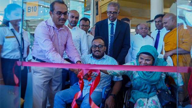 Low-floor bus service launched at Makumbura