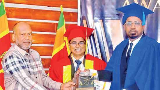 Laklo Paint Products and Titanium honoured at Entrepreneurial Excellency Awards