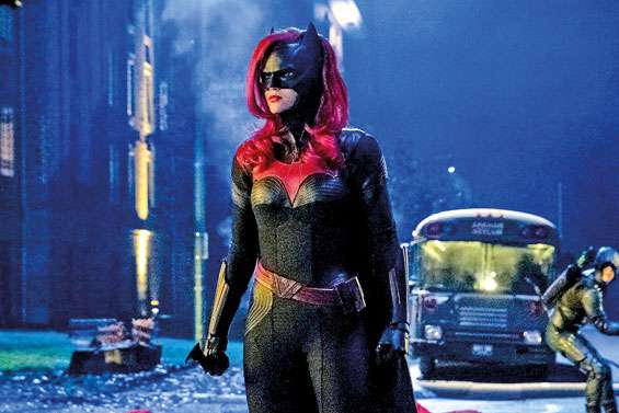 Batwoman picked up for a full season