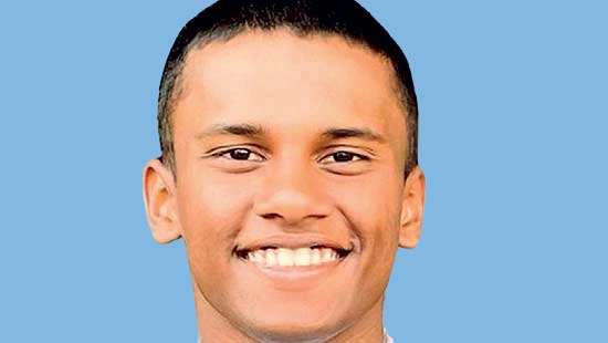 Mahanama captain clouts seven sixes making 74 to oust Royal