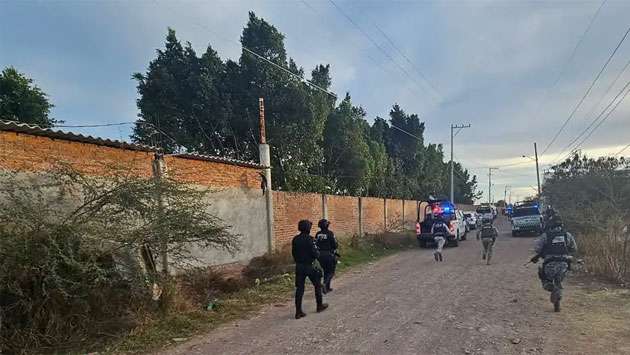 Gunmen kill 11 at soccer field in Mexico