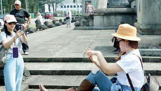 Tourist arrivals cross 100,000 mark within first 2 weeks of January