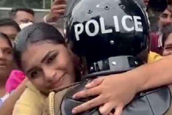 Hirunika explains why she hugs police officers