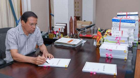Prez signs documents to extradite Mahendran