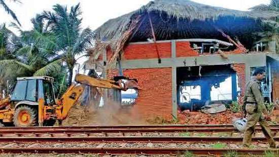 Alleged drug lord’s illegal seaside hotel in Dehiwala allegedly built on Govt. land