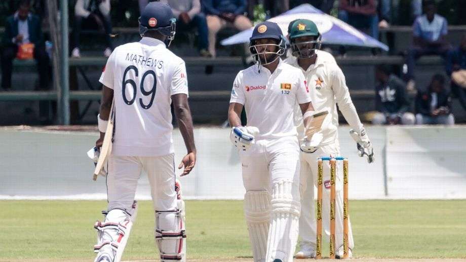 Mendis, Mathews hand Sri Lanka advantage