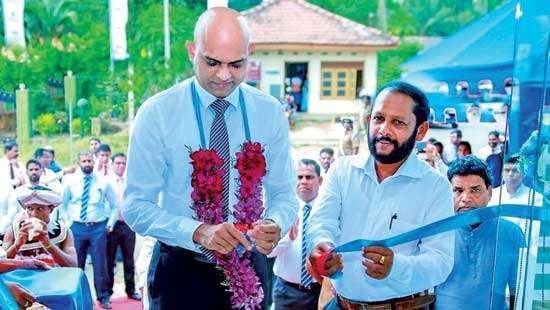 Commercial Leasing and Finance opens Horana, Nikaweratiya branches