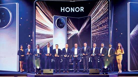 Singer unveils HONOR Magic V5 redefining foldable flagships and market dominance in Sri Lanka